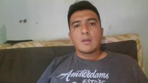 leche_dura122 online show from January 18, 9:34 pm