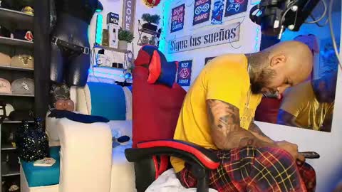 leenar_key online show from March 20, 2:43 pm