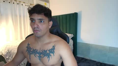  Lei  online show from October 28, 8:11 pm