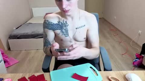 LEO online show from February 28, 6:18 pm