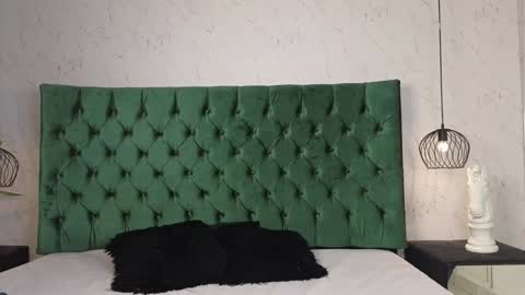 leo online show from December 17, 3:06 am