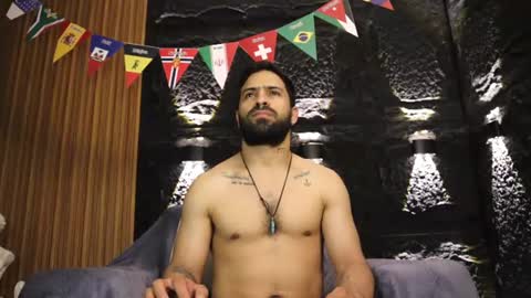 Leo  Diaz online show from July 3, 11:18 pm