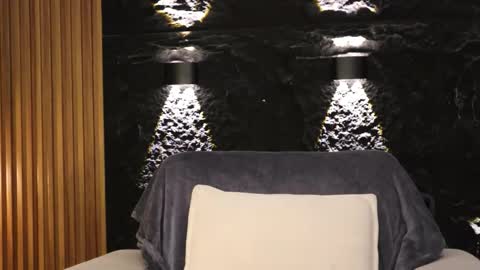 Leo  Diaz online show from January 14, 11:52 pm