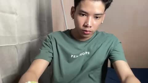 Leo online show from October 31, 10:29 am