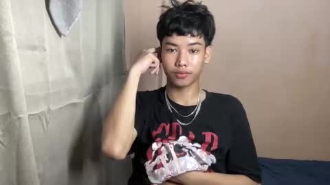 Leo online show from October 26, 12:40 pm