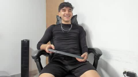 Leo Jones online show from October 22, 9:51 pm