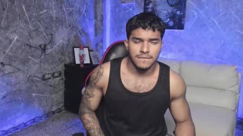 Leo independent model online show from October 27, 12:13 am