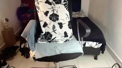 leo online show from January 10, 11:42 pm