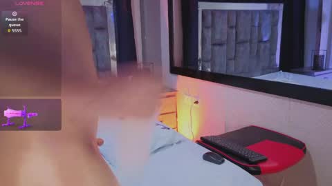 leomonnroe online show from April 11, 10:02 pm