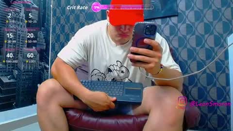 Leon Smoron online show from July 12, 12:45 am