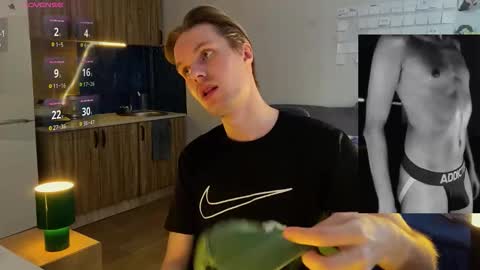 Leon online show from February 23, 2:13 am