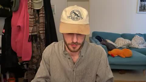 Leon online show from February 3, 9:25 am