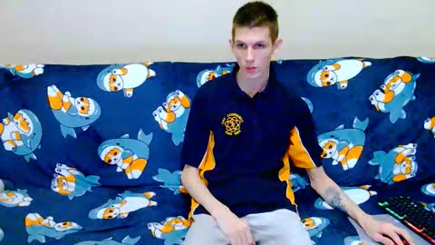 lester_broo online show from December 4, 9:33 pm