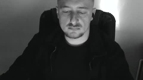 lev1ngston online show from April 5, 2:02 pm