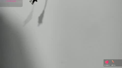 LIAM KLEIN online show from December 21, 11:11 am