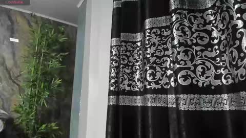 LIAM KLEIN online show from February 21, 11:22 am