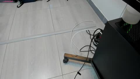 LIAM KLEIN online show from January 13, 11:19 am