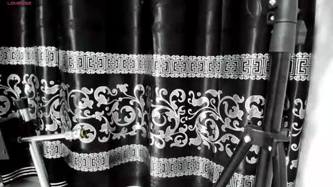 LIAM KLEIN online show from February 13, 11:17 am