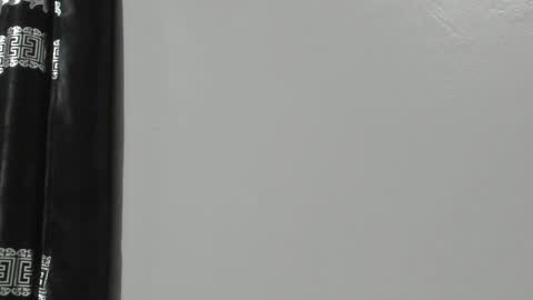 LIAM KLEIN online show from January 31, 11:24 am