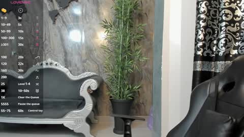 LIAM KLEIN online show from January 8, 11:21 am