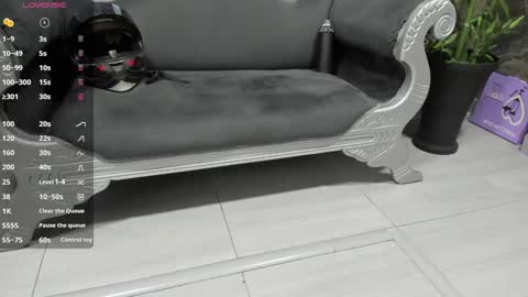 LIAM KLEIN online show from January 9, 11:14 am