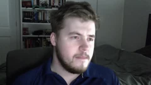 Snapshot of liamfoxx chatting on October 26, 1:40 am Liam Fox online show from October 26, 1:40 am