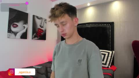 liam online show from March 1, 4:01 am