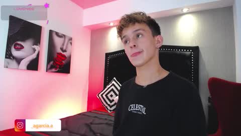 liam online show from February 20, 5:48 am