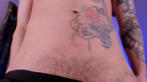 liamwyatt_ online show from May 20, 3:24 am