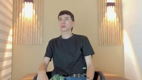 lian_cameron online show from February 17, 4:00 am