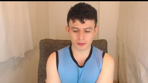 lian_eathan online show from December 16, 3:46 am