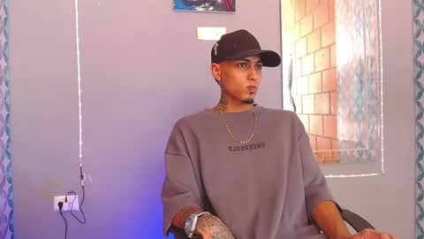 Daniel online show from June 20, 8:47 pm