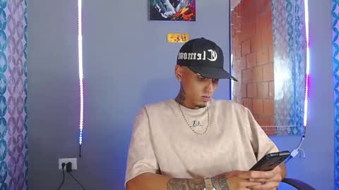 Daniel online show from April 18, 10:31 pm