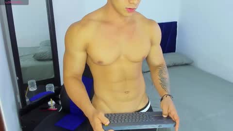 liiam_jesus online show from September 16, 2:45 am