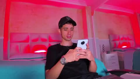 L I I A M online show from February 7, 2:40 am