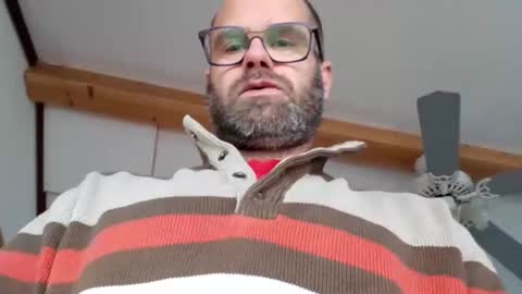 St pierre online show from January 8, 2:25 pm