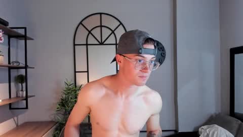 Lil James online show from October 23, 8:34 pm