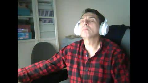 liongr69 online show from February 14, 8:10 am