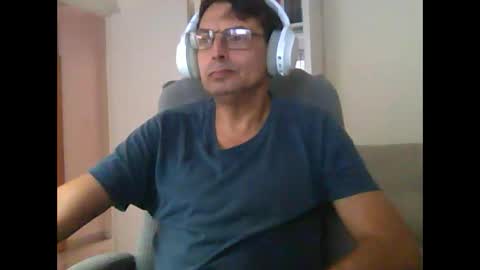 liongr69 online show from October 12, 4:23 pm