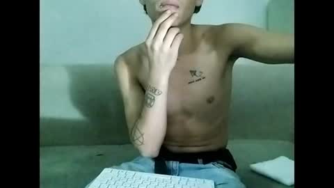 liroy_demon online show from August 6, 2:28 am