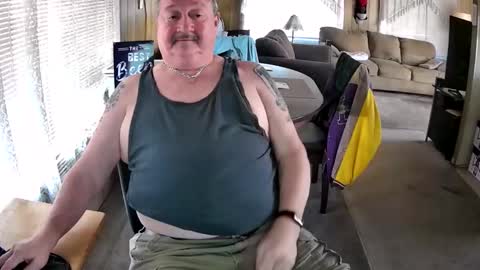 Littled83057 online show from November 19, 7:58 pm