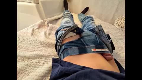 Lo82 online show from January 23, 3:43 pm