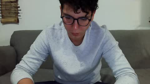 Lobo online show from February 4, 2:28 am