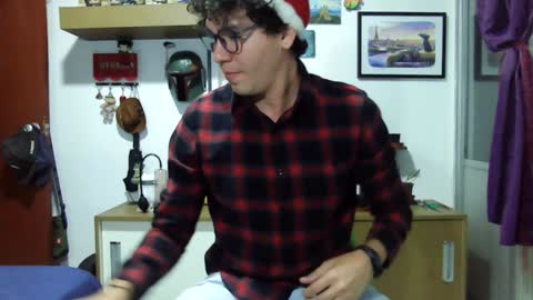 Lobo online show from December 9, 2:56 am