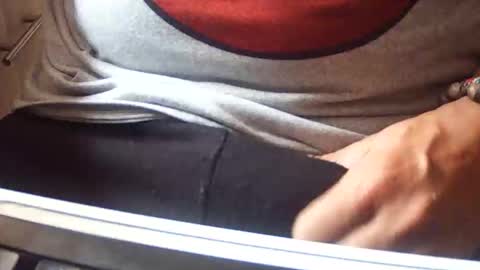 loboxavi online show from November 12, 1:17 pm