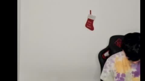 Logan online show from December 3, 8:36 am