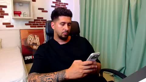 LoganStroud online show from July 30, 9:52 am