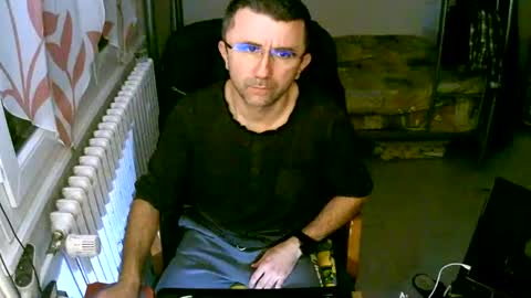 lokoum39 online show from February 5, 6:59 pm