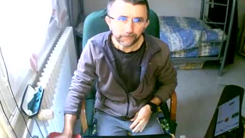 lokoum39 online show from December 9, 8:55 am