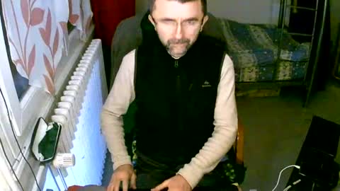 lokoum39 online show from December 10, 4:17 pm